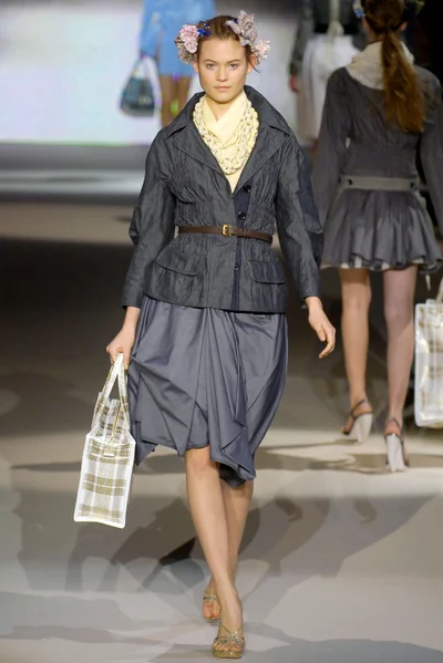 Look 5